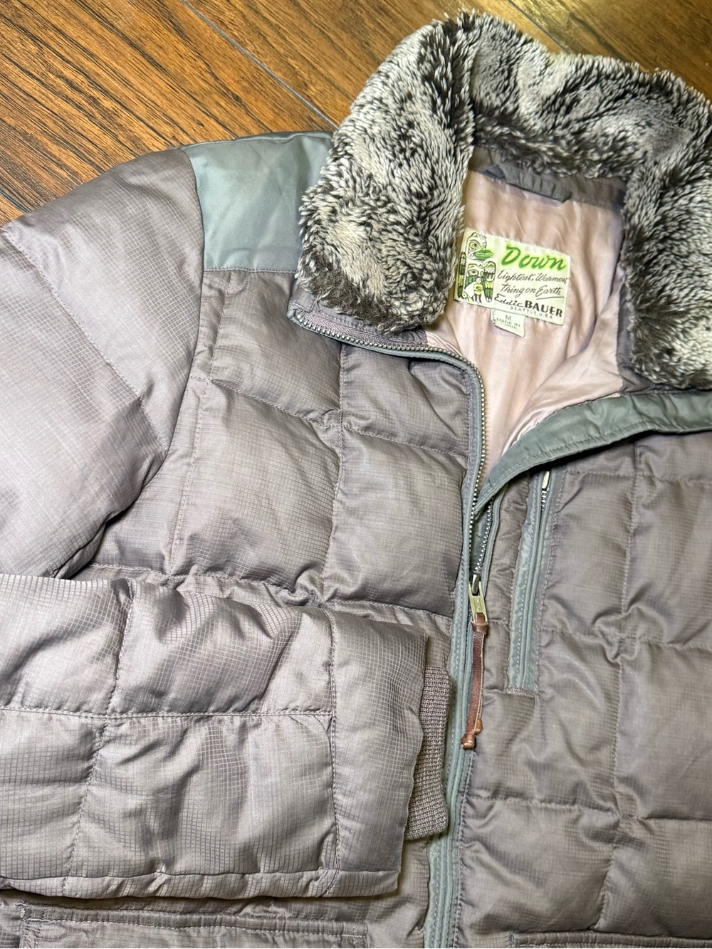 Vintage Eddie Bauer Yukon Down Jacket Faux Fur Trim Y2K Aesthetic Gorpcore Med - Picture 3 of 16